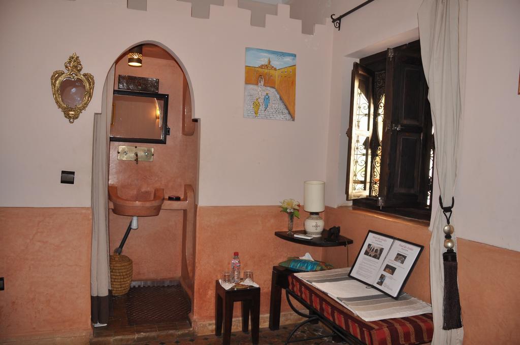 Riad Des Etoiles Marrakesh Room photo
