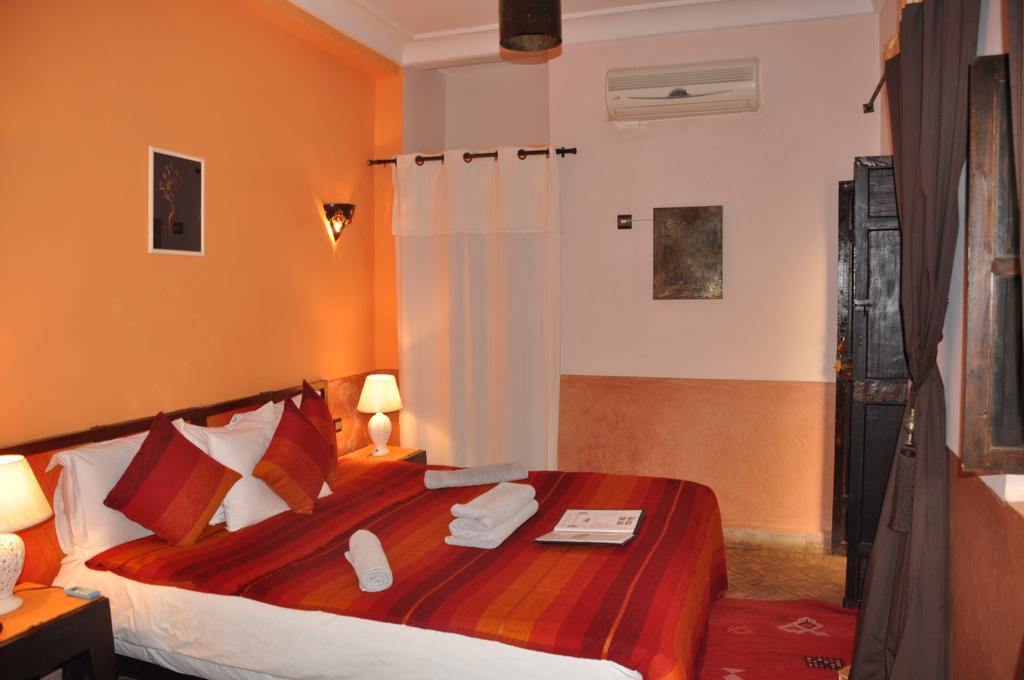 Riad Des Etoiles Marrakesh Room photo